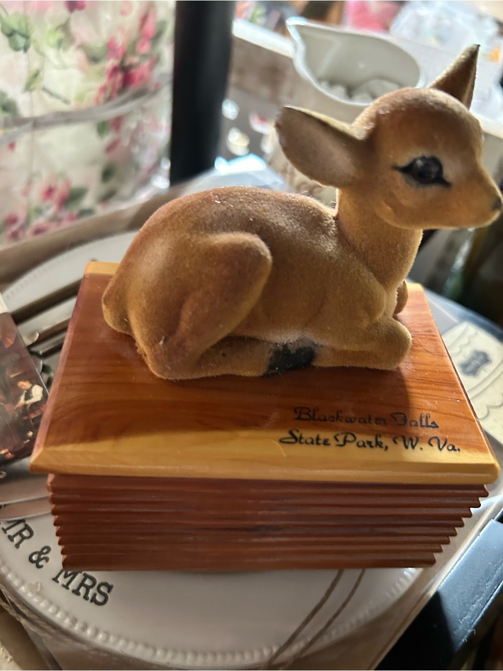 Vintage Velvet Flocked Doe Figurine Jewelry Box - Brown wood